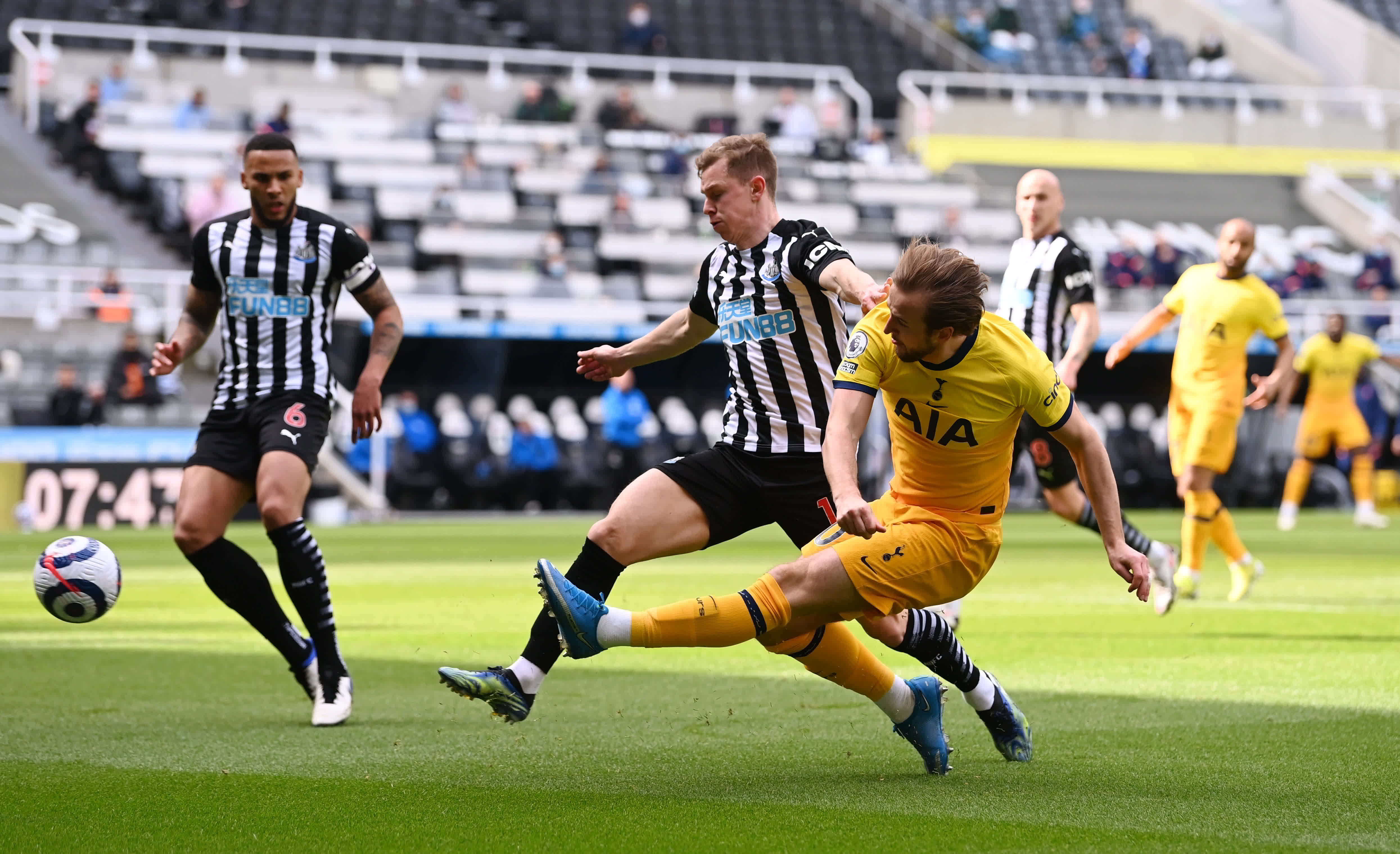 借出色表现 借出色表现