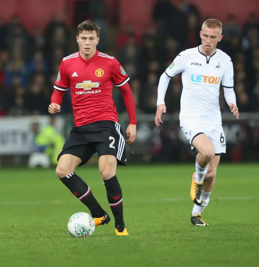 就的坚定自 就的坚定自